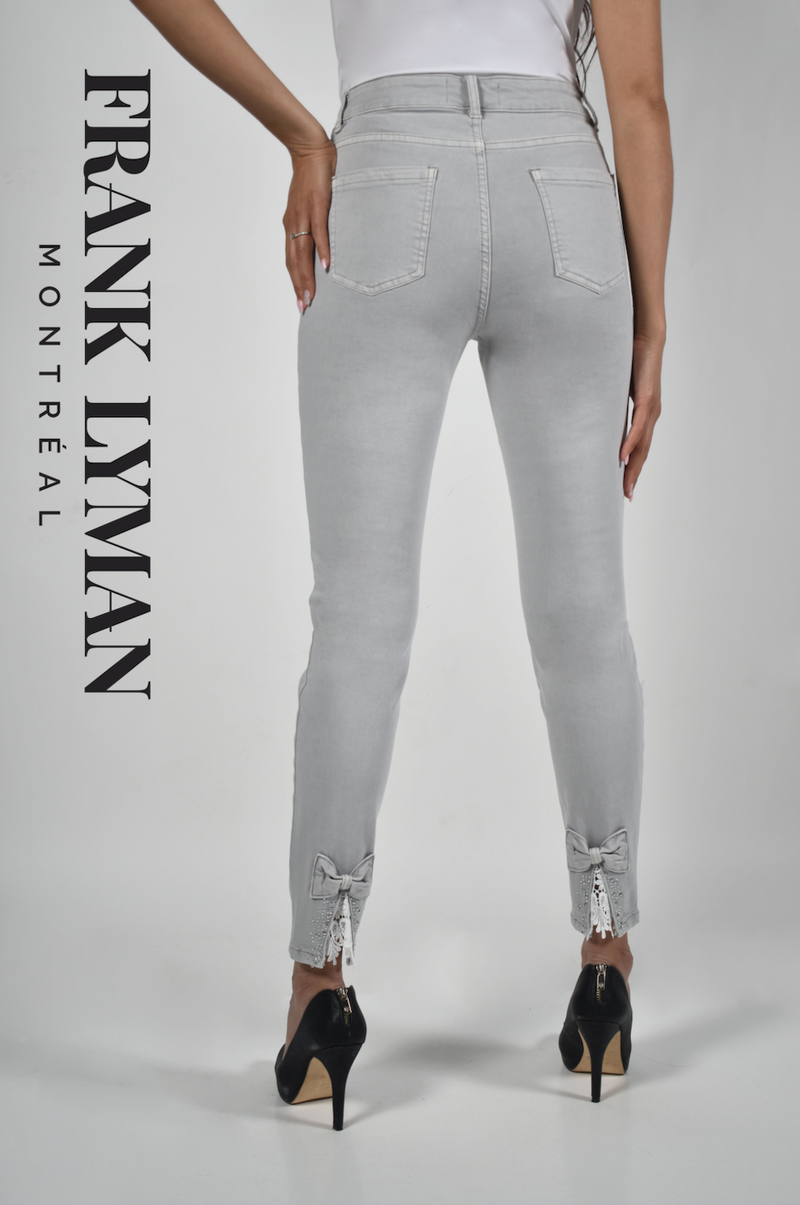 Frank Lyman Grey Woven Denim Pant Style# 226102U
